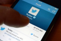 Twitter предоставил возможность обсуждать твиты в личной переписке
