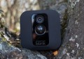 Беспроводная наружная камера Blink XT работает в любую погоду