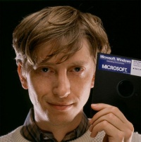 Билл Гейтс намерен полностью избавиться от своих акций Microsoft через четыре года Билл Гейтс намерен полностью избавиться от своих акций Microsoft через четыре года