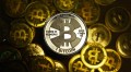 Биткойн начал выкарабкиваться из ямы
