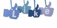 Facebook представил новый сервис "Секции" Facebook представил новый сервис "Секции"