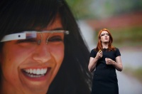 Google Glass можно установить на любую оправу Google Glass можно установить на любую оправу